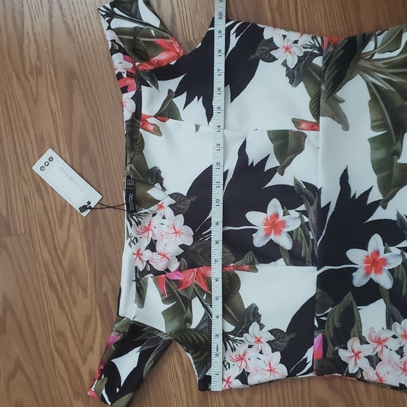 Boohoo Tropical Print Midi Dress - Picture 12 of 12